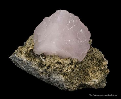 Sharp Vibrant Pink Calcite Var Manganoan Irocks Fine Minerals