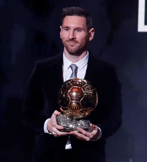 Messi Gana Su Sexto Balón De Oro Y Supera A Cristiano Ronaldo 0212
