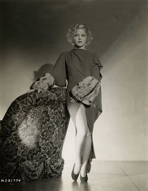Mary Carlisle Was Born In 1914 And Died In 1918 At The Age Of 104 In