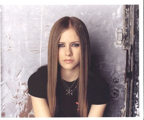 avril lavigne announces 2020 uk tour dates here s how to get tickets data thistle