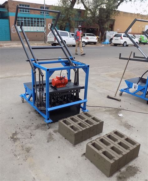 Jigsaw puzzles are made for less than $3 and can be sold from $10 to $85 each. Brick and Block Making Machine | Asphalt Gauteng