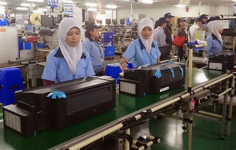 Lowongan kerja medan terbaru 2018 di pt universal indofood. Lowongan Kerja PT EPSON Indonesia Industry Terbaru ...