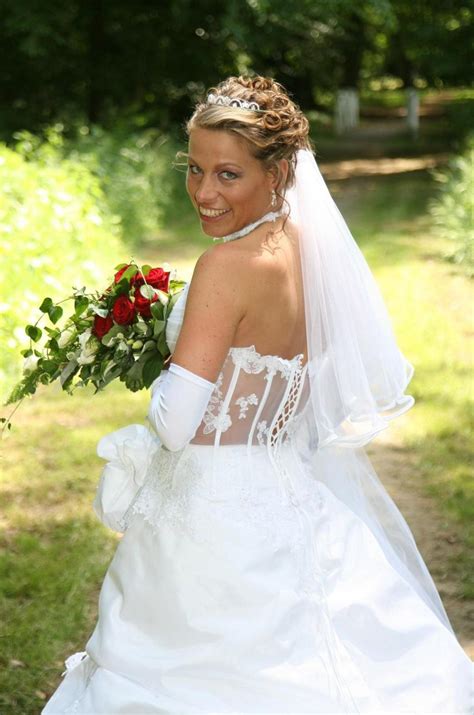 War jmd schonmal im outlet von lilly in bremen?? französisches Designer-Hochzeitskleid von Faragé aus der ...