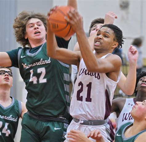 ROUNDUP: Clinton boys hoops defends home court against Westmoreland