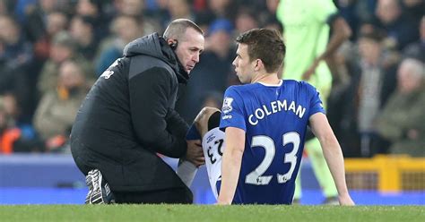 The reds do not appear to have any fresh injury concerns ahead of burnley team news. Everton injury news: So who can Roberto Martinez now turn ...