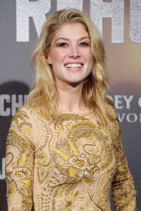 Rosamund pike jack reacher on wn network delivers the latest videos and editable pages for news & events, including entertainment, music, sports the jack reacher character is described as being a former major in the united states military police corps. Rosamund Pike in 'Jack Reacher' Madrid Premiere - Zimbio