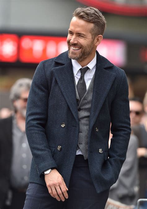 Ryan Reynolds Is The New Owner Of Aviation Gin Mens Outfits Mens