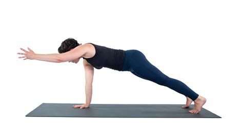 Try Plank Pose Variations And Crunch No More Yogauonline