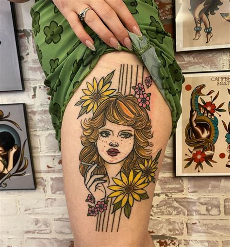 Thigh Tattoo Ideas For Women Photos