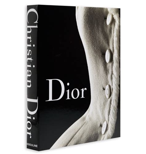 Книга диор Книга Christian Dior автор Farid Chenoune купить по