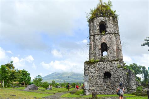 Mayon Volcano And The Cagsawa Ruins Stock Photo Image Of Castle