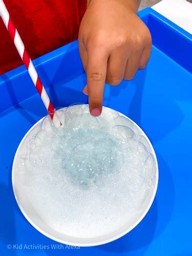 10 Quick And Easy Science Experiments For Toddlers That Are Totally