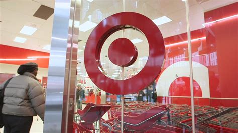 Target Will Pay Hack Victims 10 Million