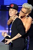 Justin Bieber grabbed, kissed by Jenny McCarthy at AMAs - video ...