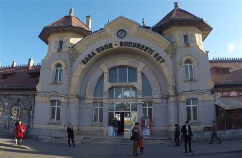 However, there are also a large number of traditional markets; gara-obor - Great News
