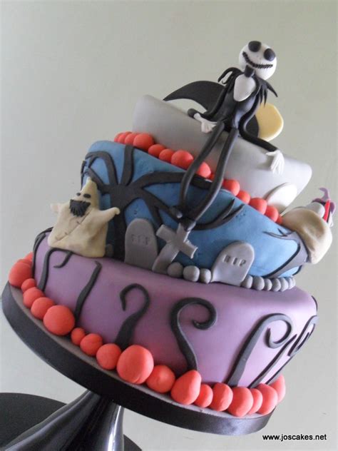 Joining jack skellington, the bored king of halloweentown, on when it's time to eat, serve up a little movie magic with homemade baked goods dressed up in garnishes from our nightmare before christmas cake supplies and other accessories. Jo's Cakes: Nightmare Before Christmas Birthday Cake