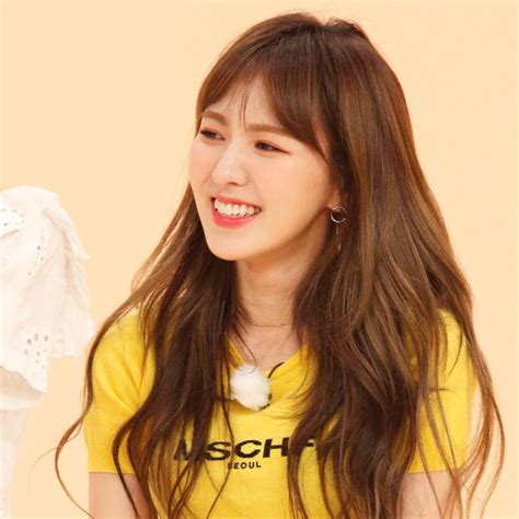 ︎ Kimmiecla ︎ ︎ Wendy Red Velvet Red Velvet Yellow Aesthetic