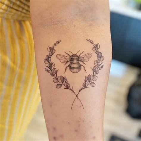 Bee Tattoo Meanings And Placement Ideas Bee Tattoo Meaning Bee