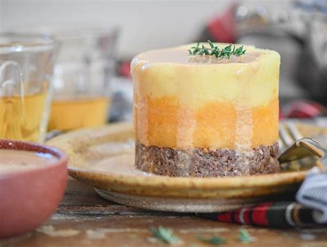 Haggis, neeps and tatties is a delicious scottish dish that will send your tastebuds into a frenzy of delight. Haggis, Neeps and Tatties Stack with a Whisky Sauce ...