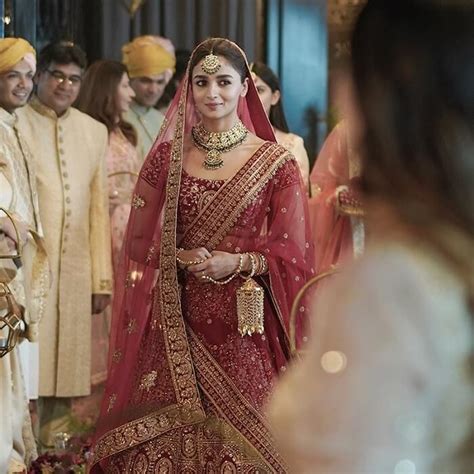 Manyavar Mohey Bridal Collection 2020 To Leave An Everlasting