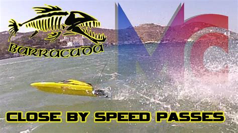 MRC BARRACUDA PURSUIT 32 RC BOAT CLOSE BY SPEED PASSES YouTube