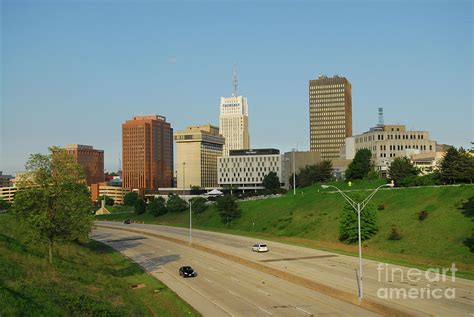D1u 171 Akron Ohio Skyline Photo Photograph By Ohio Stock Photography