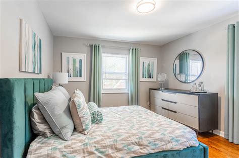 Apartment Photos & 3D Tours | Forest Hill Apartments