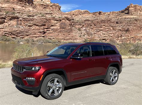 First Spin 2022 Jeep Grand Cherokee The Daily Drive Consumer Guide®