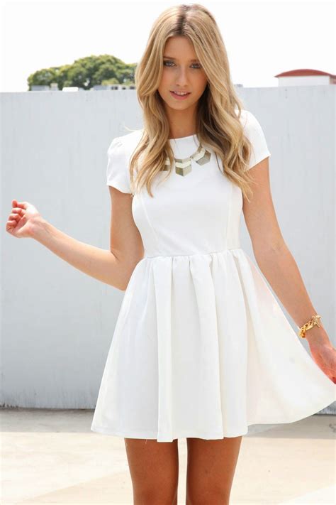 Ideas De Vestidos De Graduación Para Adolescentes Vestidos De Fiesta Blancos Vestidos De Moda