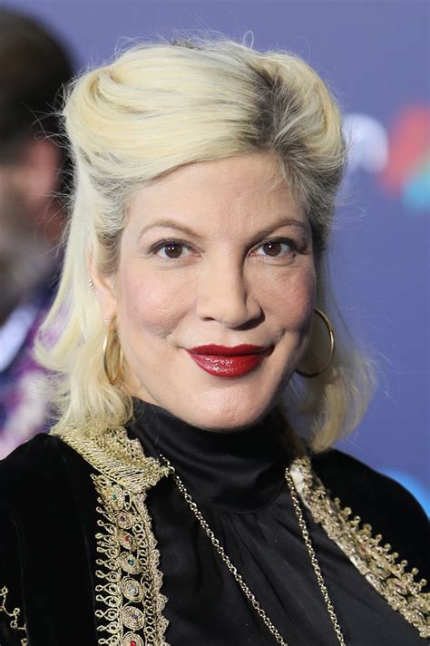 has tori spelling gotten plastic surgery see her before and after pics