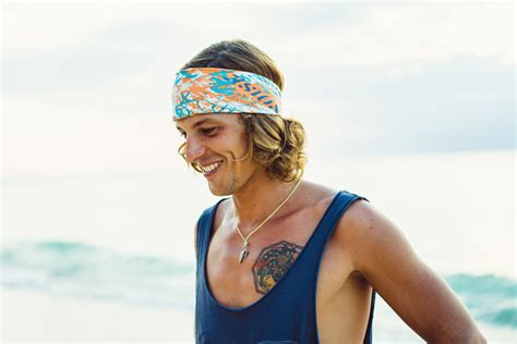 7 Signs That You Are A Surfer