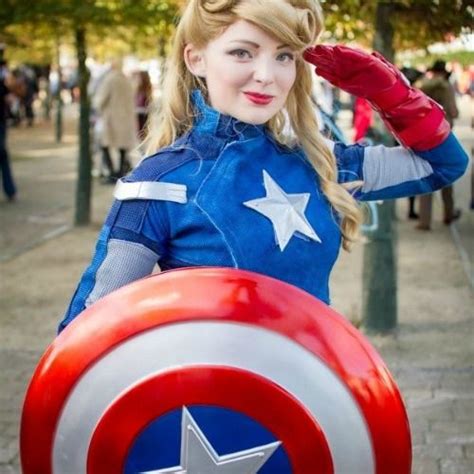 25 Sexy Halloween Costumes For Women Who Dont Want To Show It All
