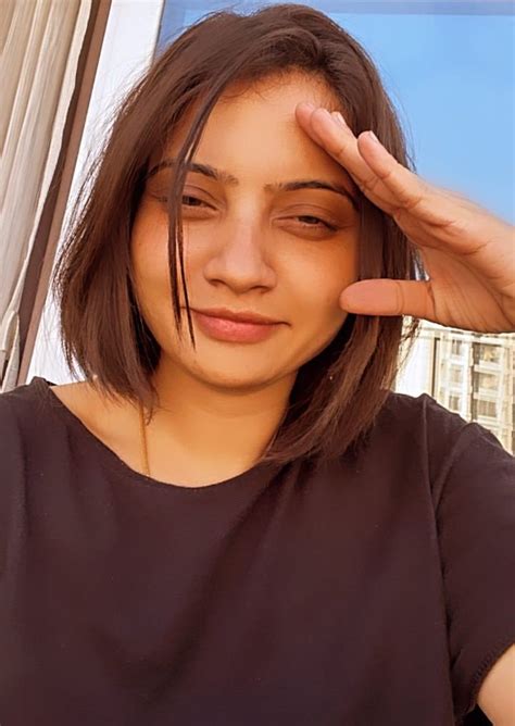 Desi Gorgeous Girl Gives Bj Mega Folder Link On Bio Sexy Indian