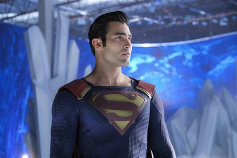 Supergirl Season Tyler Hoechlin On Clark Kent Superman Collider My Xxx Hot Girl