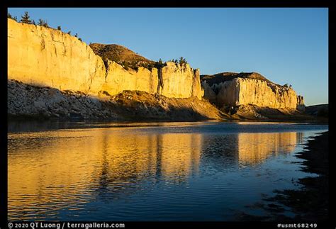 Picturephoto White Cliffs At Sunrise Upper Missouri River Breaks