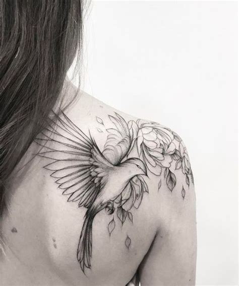 Fascinating Flying Bird And Flower Shoulder Tattoos For Women Styles