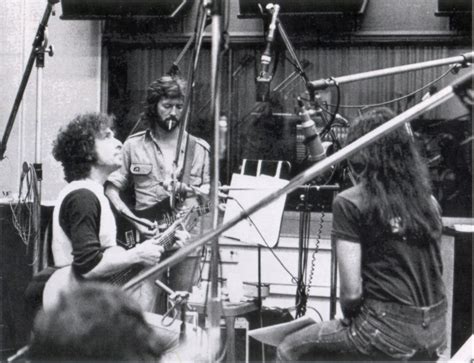 Bob dylan ain't talkin', just walkin' down this thing called life and today is one of his milestones. Emmylou Harris sings Bob Dylan - Happy Birthday, Emmylou ...