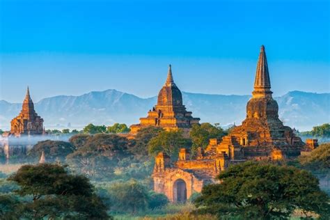 22 Incredible Landmarks In Asia That You Must Visit • Hoponworld