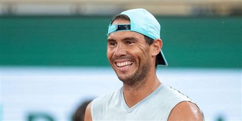 Watch Rafael Nadal Shows Off Neat Trick Picks Up Tennis Balls Off The