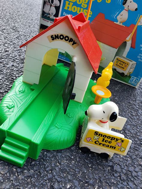 Snoopys Dog House Playset Iob With Walking Snoopy And Etsy