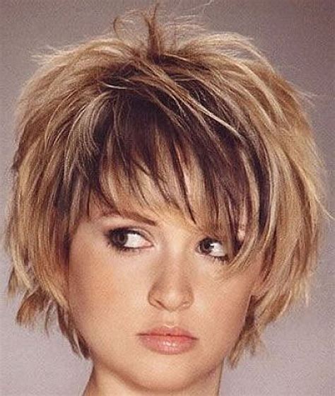 7 Glory Short Choppy Hairstyles For Over 50