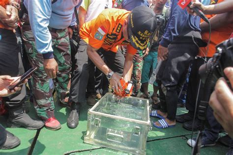 The video was created with: Indonesia plane crash: Lion Air black box retrieved after ...
