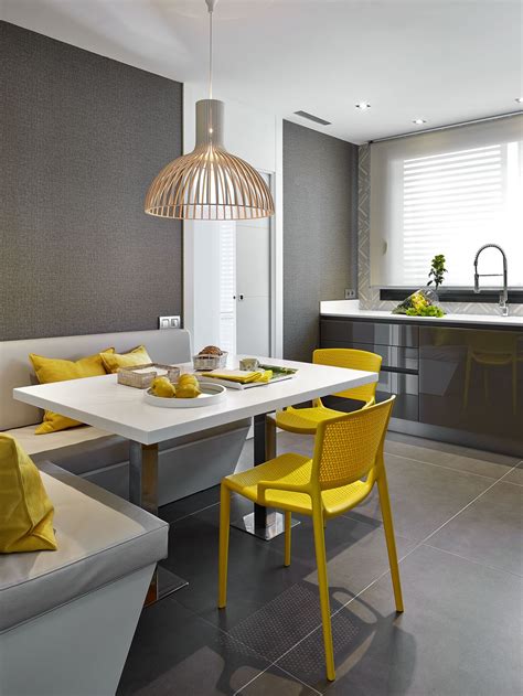 Visita nuestras sillas y combina diseños para personalizar tu estancia con el mejor mobiliario de diseño. #MolinsDesign | Arquitectura y Diseño de Interiores # ...