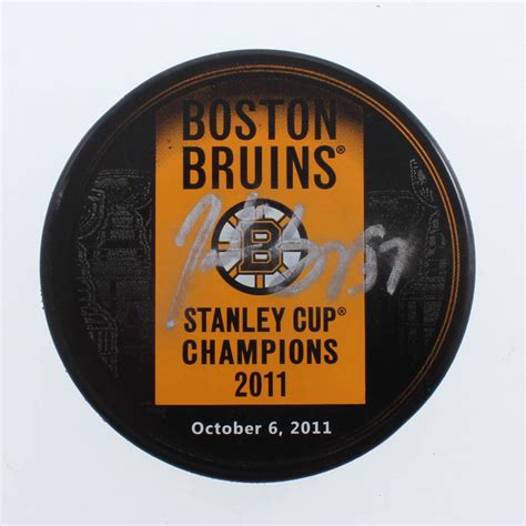 Patrice Bergeron Signed 2011 Stanley Cup Champions Logo Hockey Puck
