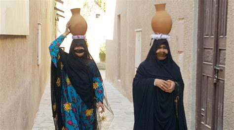 Dubai Culture Women