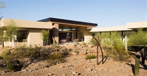 Gorgeous Desert Home Blurs The Lines Between Indoor And Outdoor Living