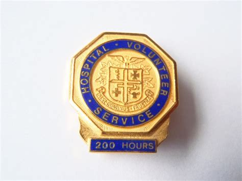 Medical Pin Collectible Hospital Volunteer Service 200 Hours Etsy