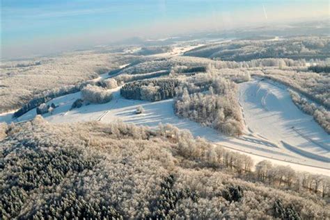 Skigebiet Wintersport Arena Holzelfingen Skiurlaub Wintersport Arena