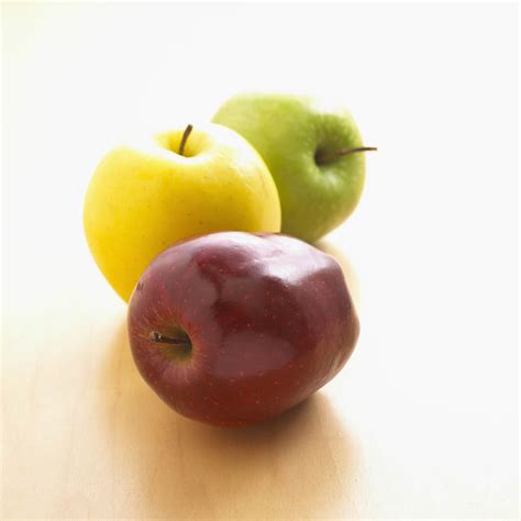 Red Yellow And Green Apple Apple Fruit Colours 1080x1080 Wallpaper