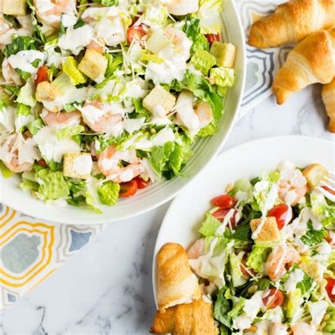 Look for cooked prawns that are vibrant in colour. Recipe: Shrimp Caesar Salad | Healthy eating choices, Salad recipes for dinner, Delicious salads